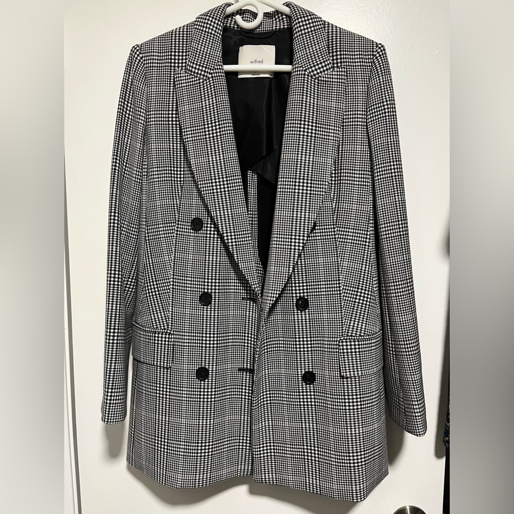 Aritzia Black and White Houndstooth Double-Breasted Blazer